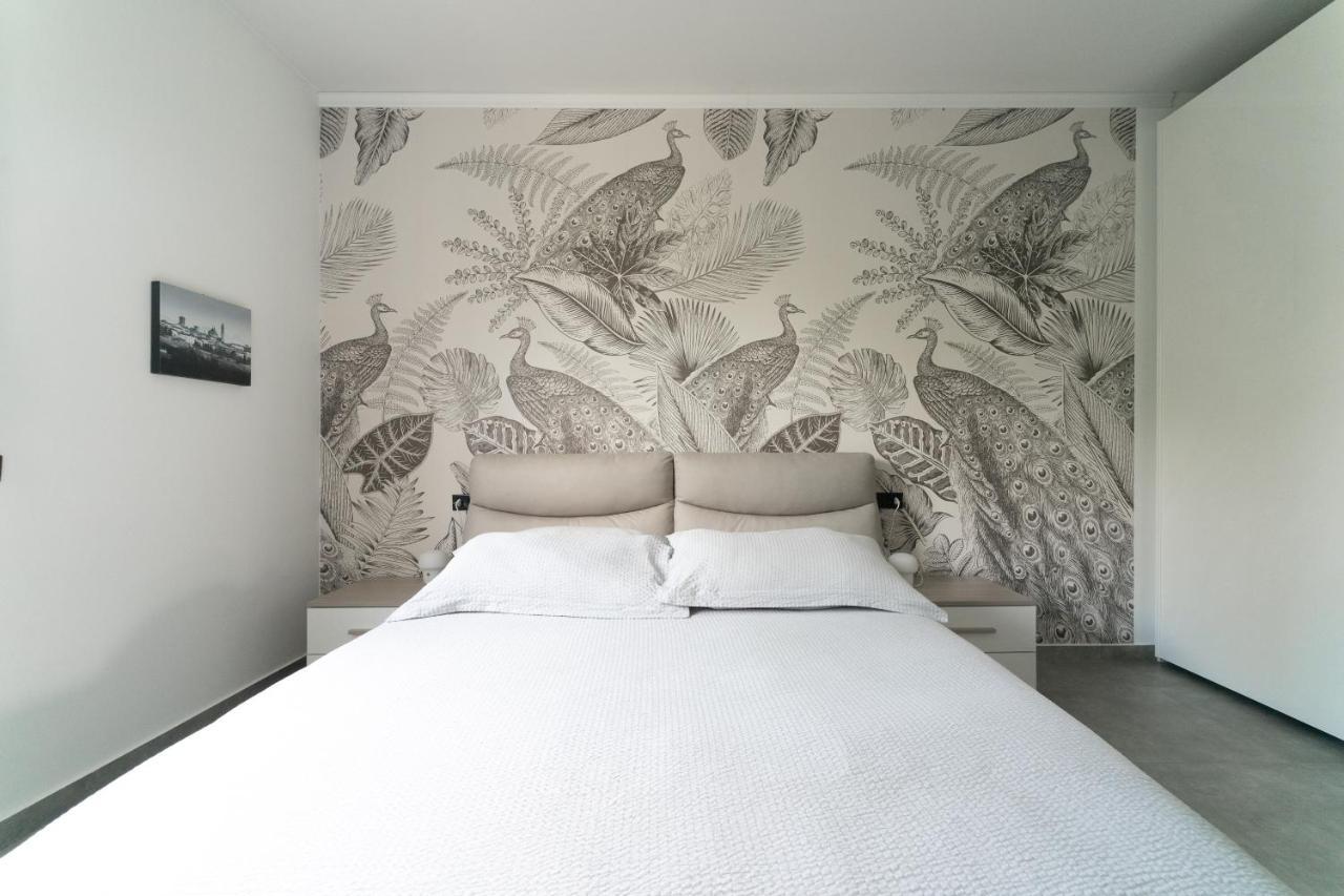 Oasis Luxury - A.C/Terrace/2Bedrooms ベルガモ エクステリア 写真
