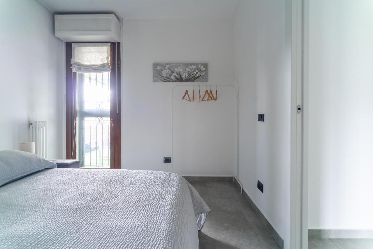 Oasis Luxury - A.C/Terrace/2Bedrooms ベルガモ エクステリア 写真